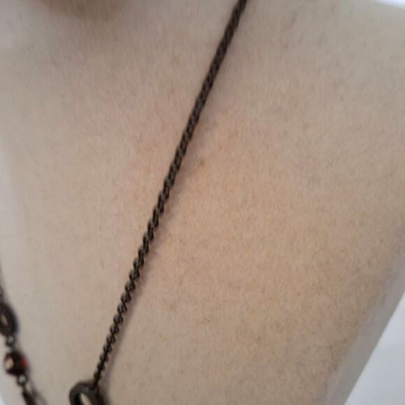 Women's Necklace Red Glass Victorian Style Whimsigoth Gunmetal Y-Drop Vampire - Picture 5 of 11